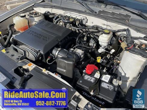 Used 2011 Ford Escape Limited w/ 302A Rapid Spec Order Code image 23
