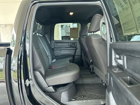 Used 2025 RAM 3500 Tradesman AWD/4WD image 31