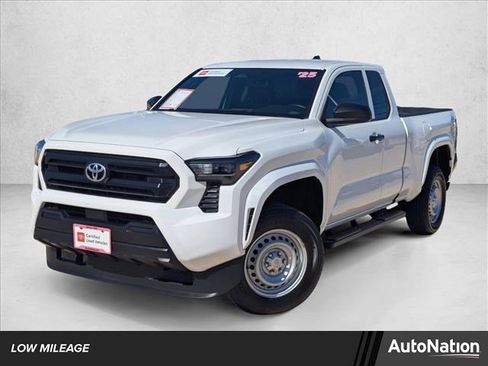 Certified 2025 Toyota Tacoma SR image 1