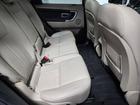 Used 2019 Land Rover Discovery Sport HSE image 48