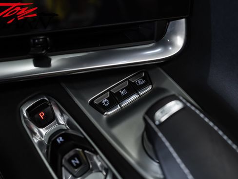 Used 2022 Chevrolet Corvette Stingray Preferred Cpe w/ Z51 Performance Package RWD image 45