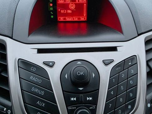 Used 2012 Ford Fiesta SES image 14