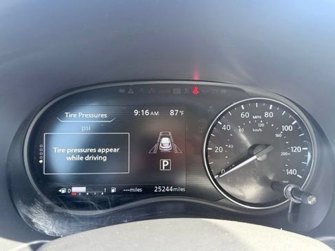 Certified 2024 Nissan Kicks SV FWD image 12