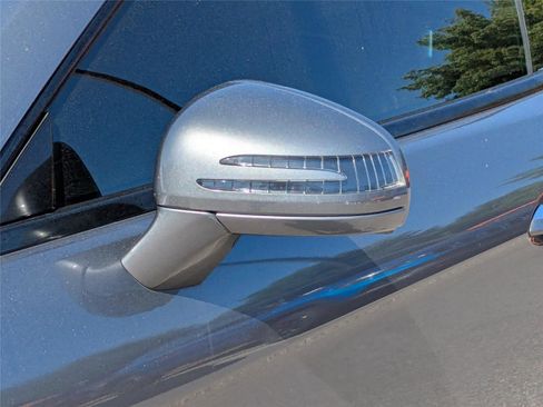 Used 2018 Mercedes-Benz SL 550 image 13