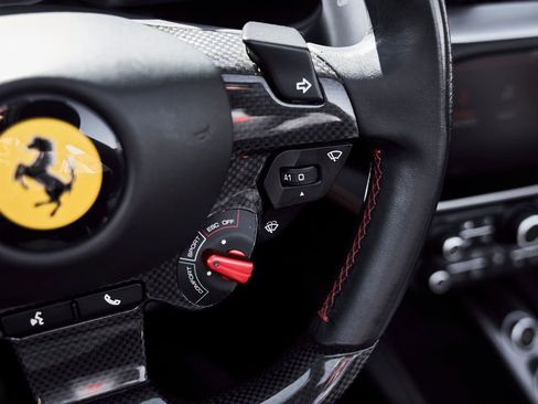 Used 2020 Ferrari Portofino RWD image 56