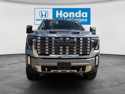 Used 2025 GMC Sierra 2500 Denali w/ Denali Reserve Package AWD/4WD image 2