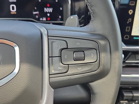 Used 2024 GMC Sierra 1500 SLT w/ SLT Premium Package AWD/4WD image 24