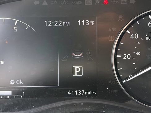 Used 2024 Nissan Kicks SV FWD image 11