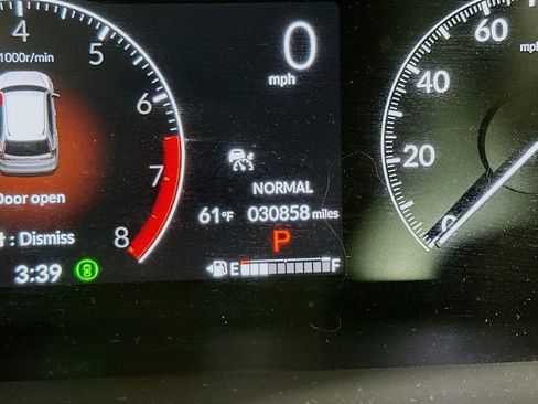 Used 2023 Honda CR-V LX image 13