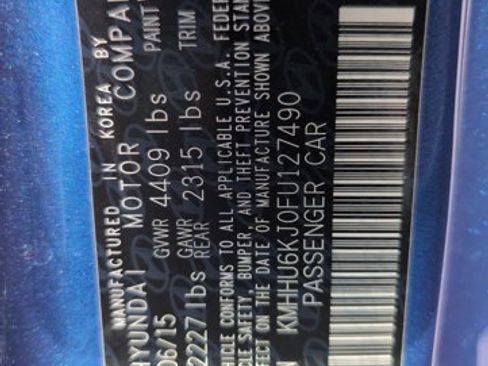 Used 2015 Hyundai Genesis 3.8 image 25