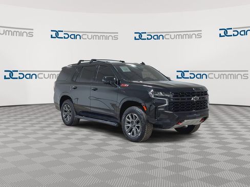 Used 2023 Chevrolet Tahoe Z71 w/ Luxury Package image 3
