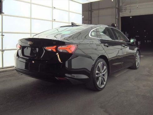 Used 2024 Chevrolet Malibu LT image 3