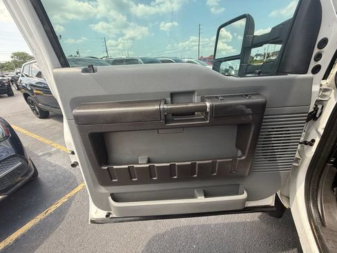 Used 2015 Ford F450 XL w/ Power Equipment Group RWD image 11