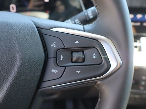 New 2026 Chevrolet Trax LT w/ Sunroof Package FWD image 15