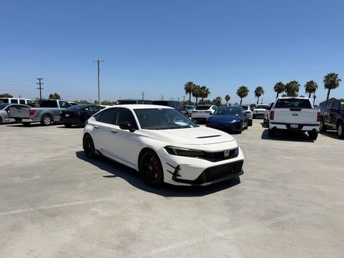 Used 2023 Honda Civic Type R image 4