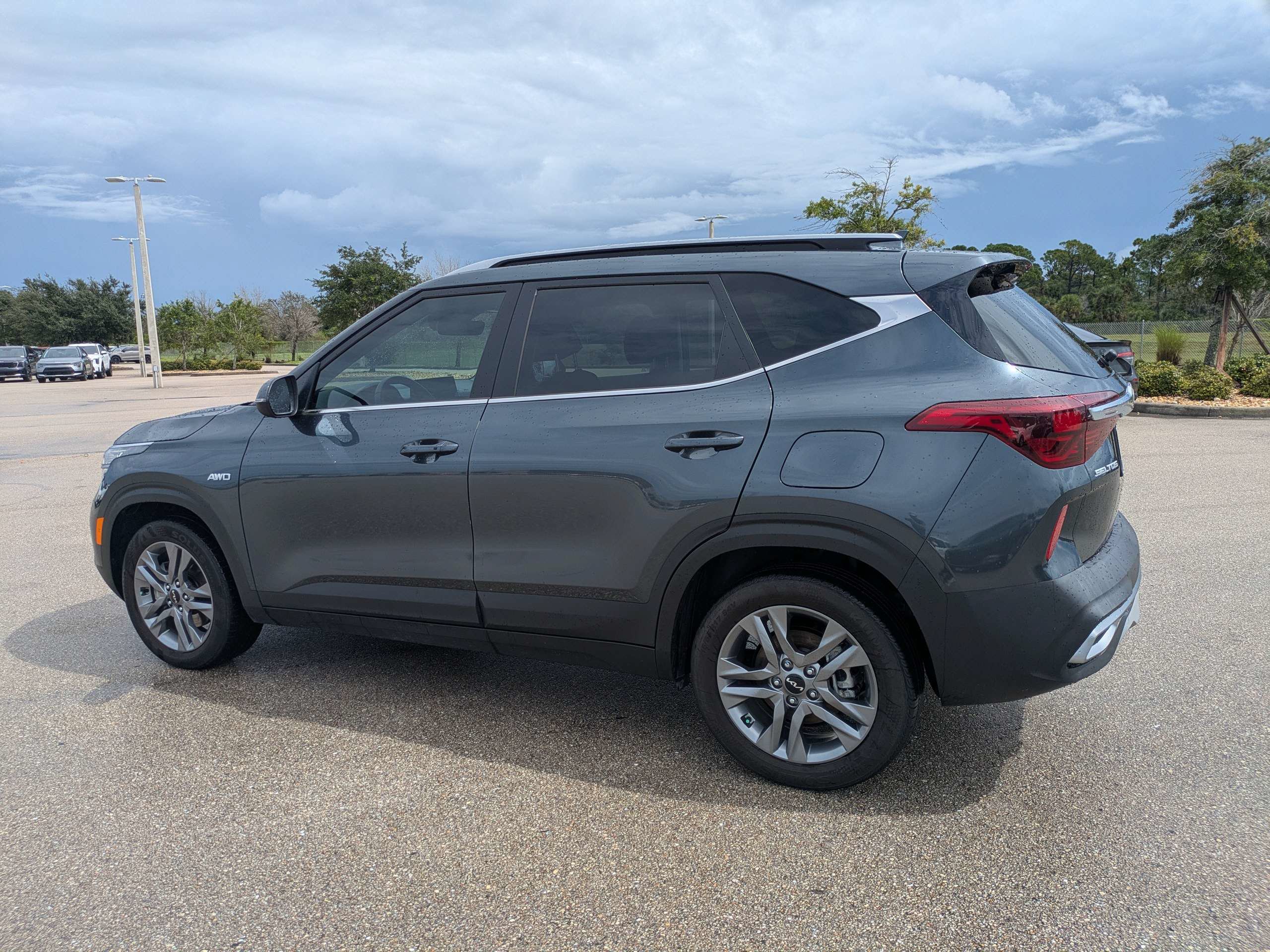Certified 2023 Kia Seltos S w/ Navigation Package AWD/4WD image 6