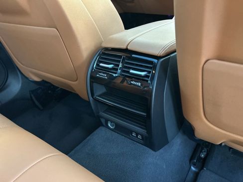 Used 2023 BMW 540i w/ M Sport Package image 29