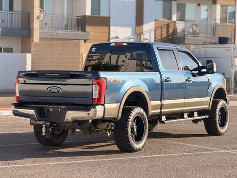 Used 2017 Ford F350 Lariat w/ Lariat Value Package AWD/4WD image 5
