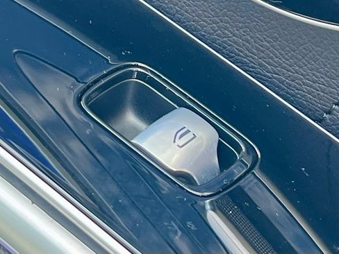 Certified 2023 Mercedes-Benz S 580 4MATIC Sedan image 58