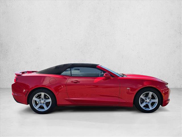 Used 2020 Chevrolet Camaro LT RWD image 4