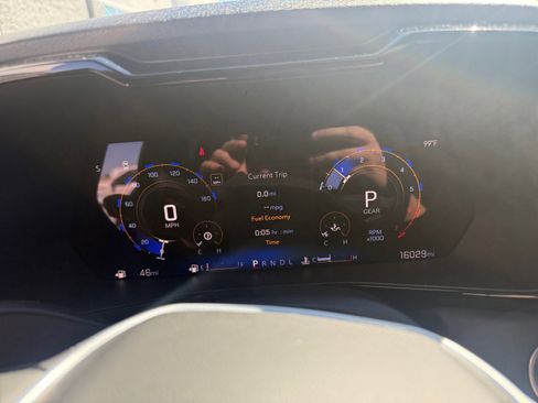 Used 2024 Chevrolet Colorado LT w/ LT Convenience Package image 19