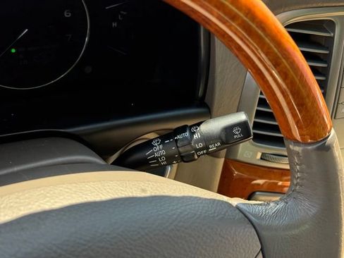 Used 2005 Lexus LX 470 4WD image 31