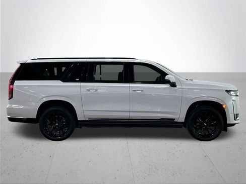 Used 2023 Cadillac Escalade ESV Premium Luxury w/ Performance Package AWD/4WD image 9