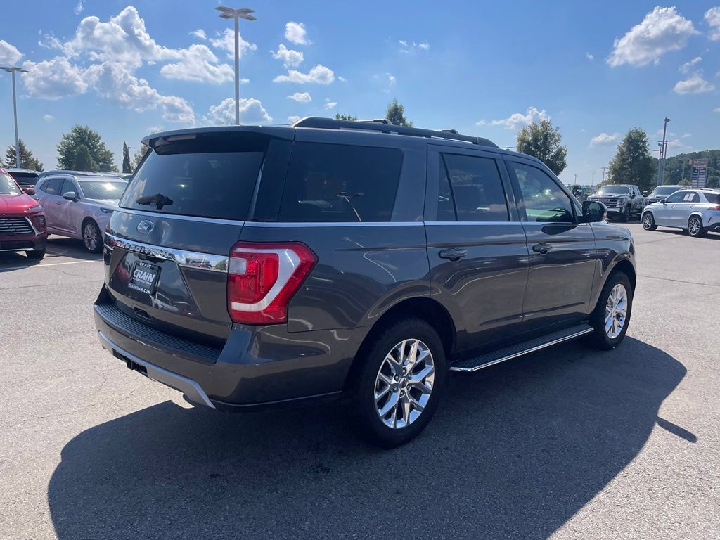 Used 2020 Ford Expedition XLT w/ Equipment Group 202A RWD image 6