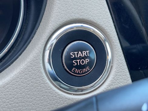 Used 2015 Nissan Rogue SL w/ SL Premium Package image 27