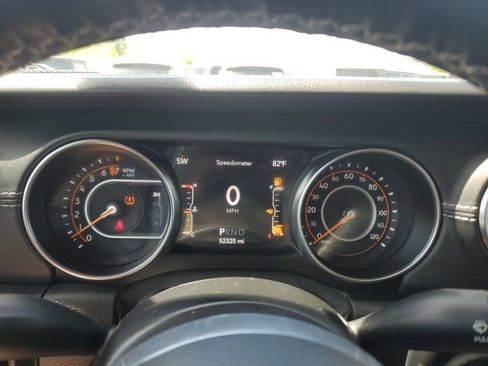 Used 2022 Jeep Gladiator Overland w/ Popular Equipment Package AWD/4WD image 25
