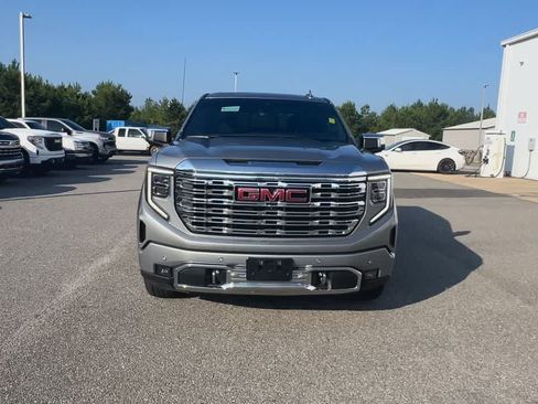 Used 2024 GMC Sierra 1500 Denali image 3
