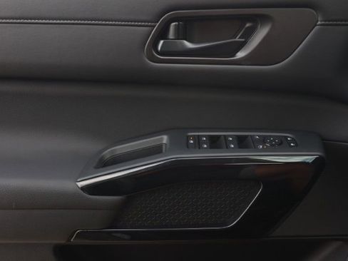 New 2025 Nissan Pathfinder SV image 24