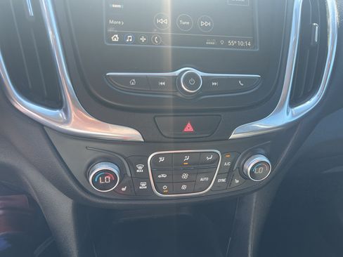 Used 2019 Chevrolet Equinox LT AWD/4WD image 17