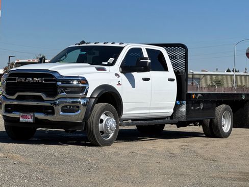 New 2026 RAM 5500 Tradesman w/ Chrome Appearance Group image 7