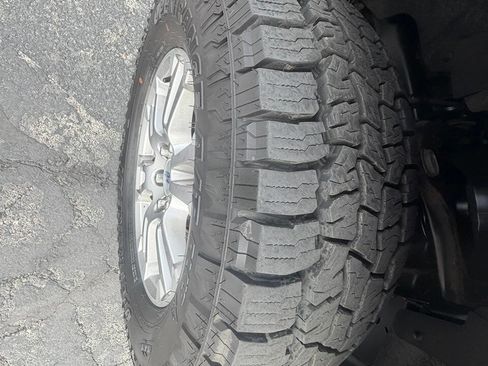 Used 2018 Ford F150 Lariat image 33