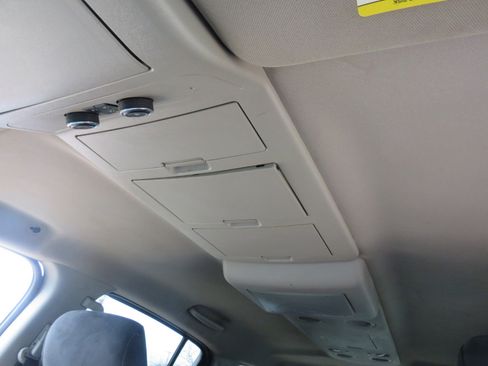 Used 2013 Nissan Armada SV image 31