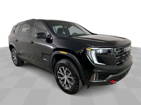 New 2026 GMC Acadia AT4 w/ LPO, Floor Liner Package AWD/4WD image 3