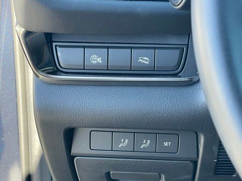 Certified 2024 MAZDA CX-30 AWD 2.5 S w/ Preferred Package image 17