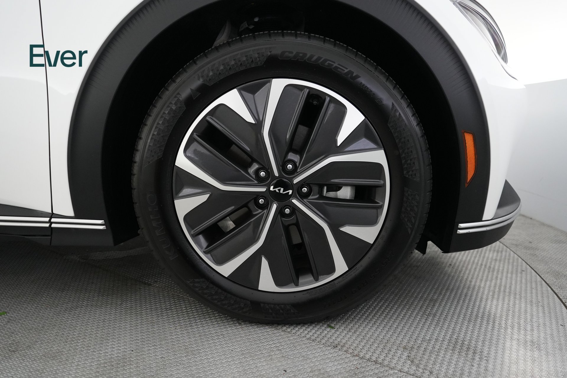 Used 2024 Kia EV6 Light RWD image 20