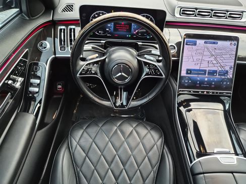 Used 2023 Mercedes-Benz S 580 4MATIC Sedan w/ Warmth & Comfort Package image 12