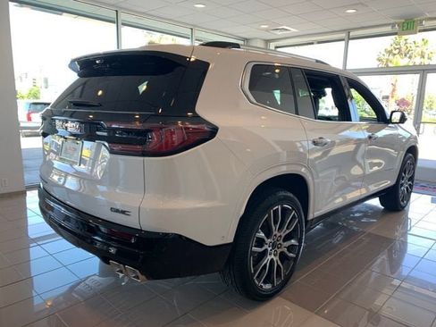 New 2026 GMC Acadia Denali Ultimate AWD/4WD image 6