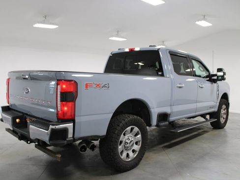 Used 2024 Ford F250 Lariat w/ Lariat Ultimate Package AWD/4WD image 9