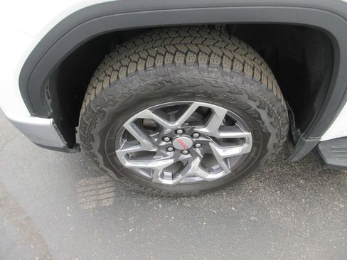 Certified 2026 GMC Sierra 1500 SLT w/ SLT Premium Plus Package AWD/4WD image 15