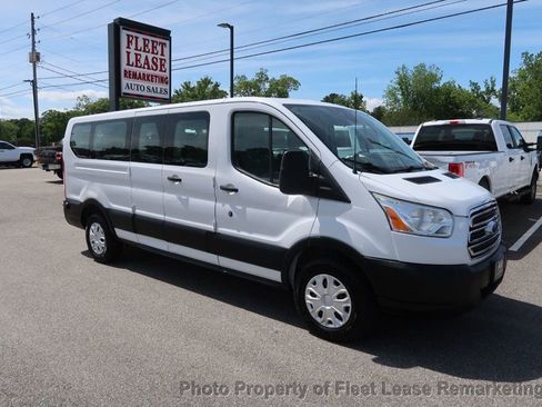 Used 2019 Ford Transit 350 XLT RWD image 7
