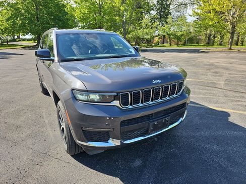 Used 2024 Jeep Grand Cherokee L Limited w/ Luxury Tech Group II AWD/4WD image 8