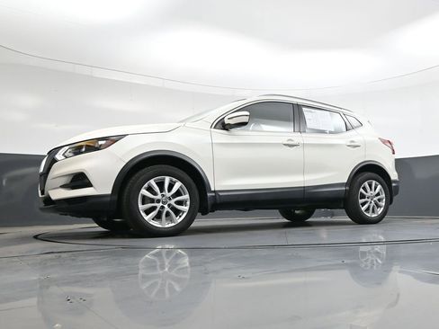 Used 2020 Nissan Rogue Sport SV AWD/4WD image 42