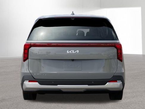 New 2026 Kia Carnival EX FWD image 16