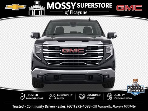 Used 2022 GMC Sierra 1500 SLT w/ SLT Premium Plus Package AWD/4WD image 6