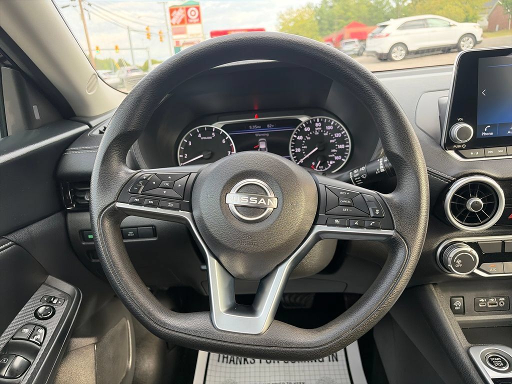 Used 2024 Nissan Sentra SV FWD image 15