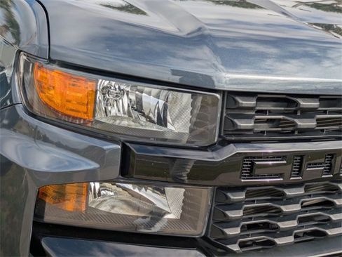 Used 2019 Chevrolet Silverado 1500 Custom Trail Boss w/ Custom Convenience Package image 9